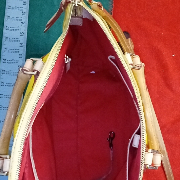 Yellow Patent Leather Handbag Dooney & Bourke - Picture 7 of 8